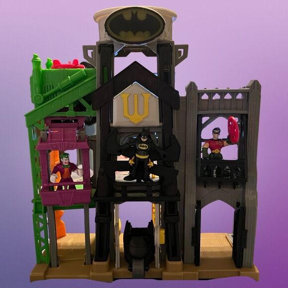 Imaginext DC Super Friends Wayne Manor Gotham Flight Inc Bat Bike Robin Joker - Picture 7 of 12